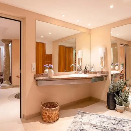 Romantik Gersberg Alm Ueber Mit Outdoorpool Hotel