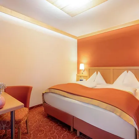 Romantikhotel Gersberg Alm 4*
