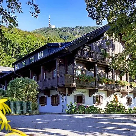 Romantik Gersberg Alm Mit Panoramablick Auf Und Outdoor Pool Ab Mai Hotell 4*