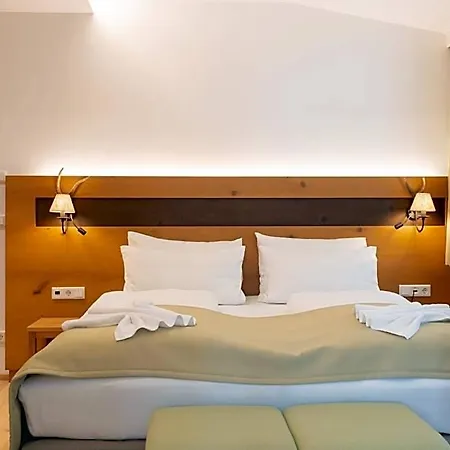 Hotell Romantik Gersberg Alm Mit Panoramablick Auf Und Outdoor Pool Ab Mai Salzburg