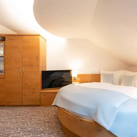Romantik Gersberg Alm Mit Panoramablick Auf Und Outdoor Pool Ab Mai 호텔 4*