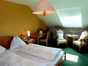 호텔 Romantik Gersberg Alm Mit Panoramablick Auf Und Outdoor Pool Ab Mai