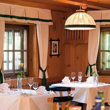 Romantikhotel Gersberg Alm Hotel 4*