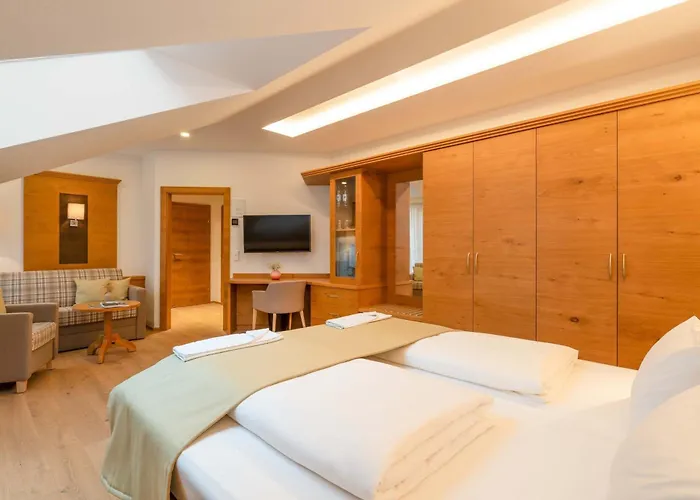 מלון Romantik Gersberg Alm Mit Panoramablick Auf 4*