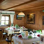 Hotel Romantik Gersberg Alm Mit Panoramablick Auf Und Outdoor Pool Ab Mai Salzburg