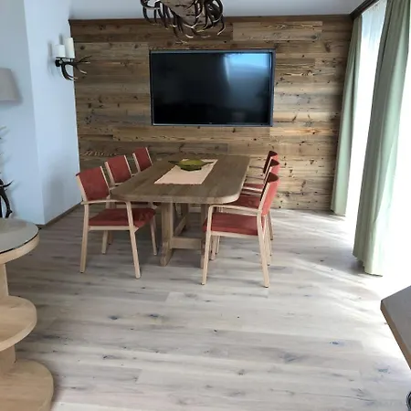 Romantikhotel Gersberg Alm Otel 4*