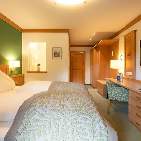 Romantik Gersberg Alm Mit Panoramablick Auf Hotel Salzbourg